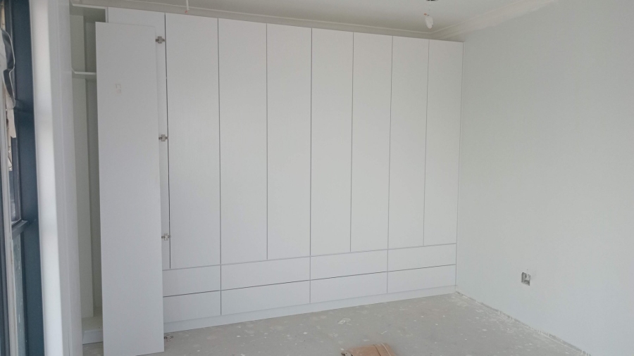 5 Bedroom Property for Sale in Sandown Western Cape